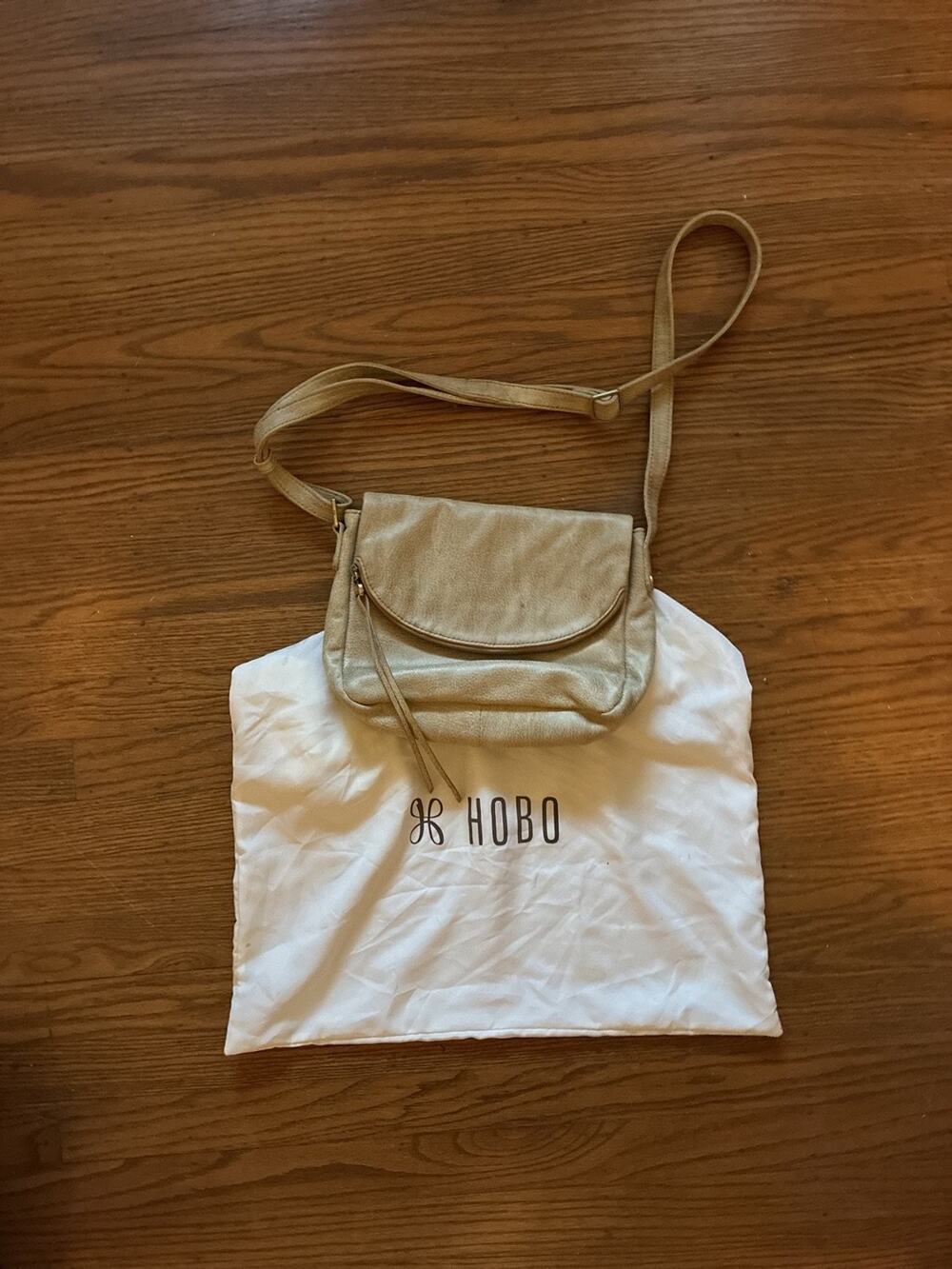 Hobo Distressed Leather Flap Crossbody Bag Womens Small Beige w/ Dust